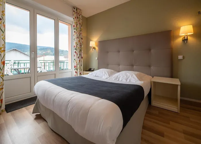 Hotel De La Route Verte