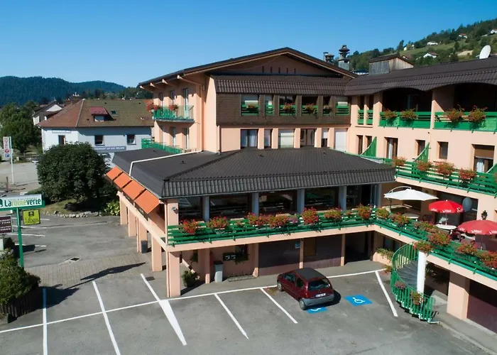 Hotel De La Route Verte